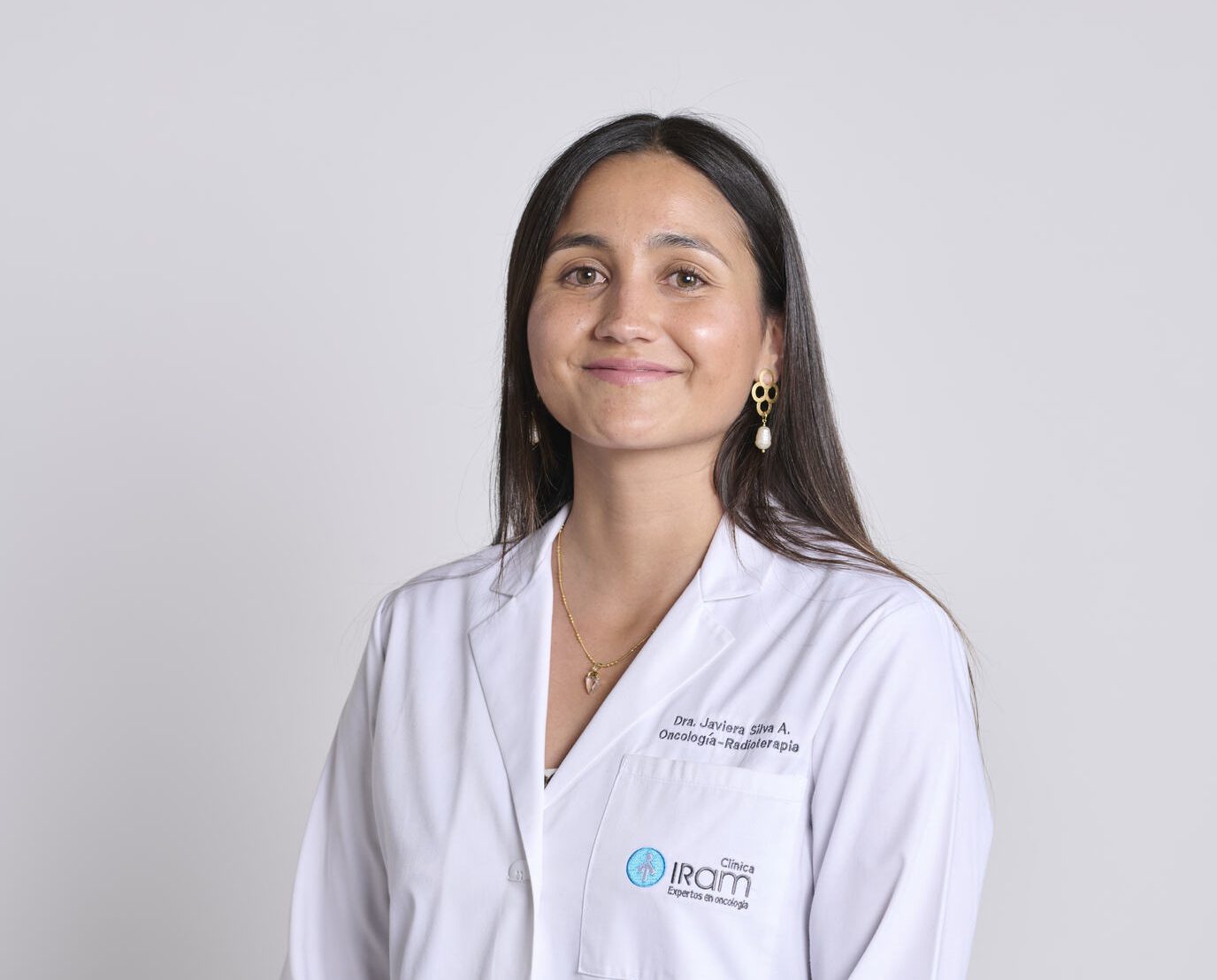 Dra. Javiera Silva A.